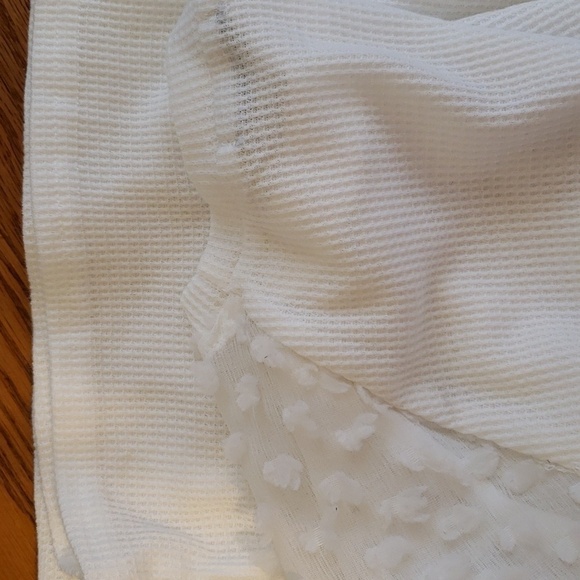 MIHOLL waffle knit top with sheer decorative sleeves - Picture 7 of 7